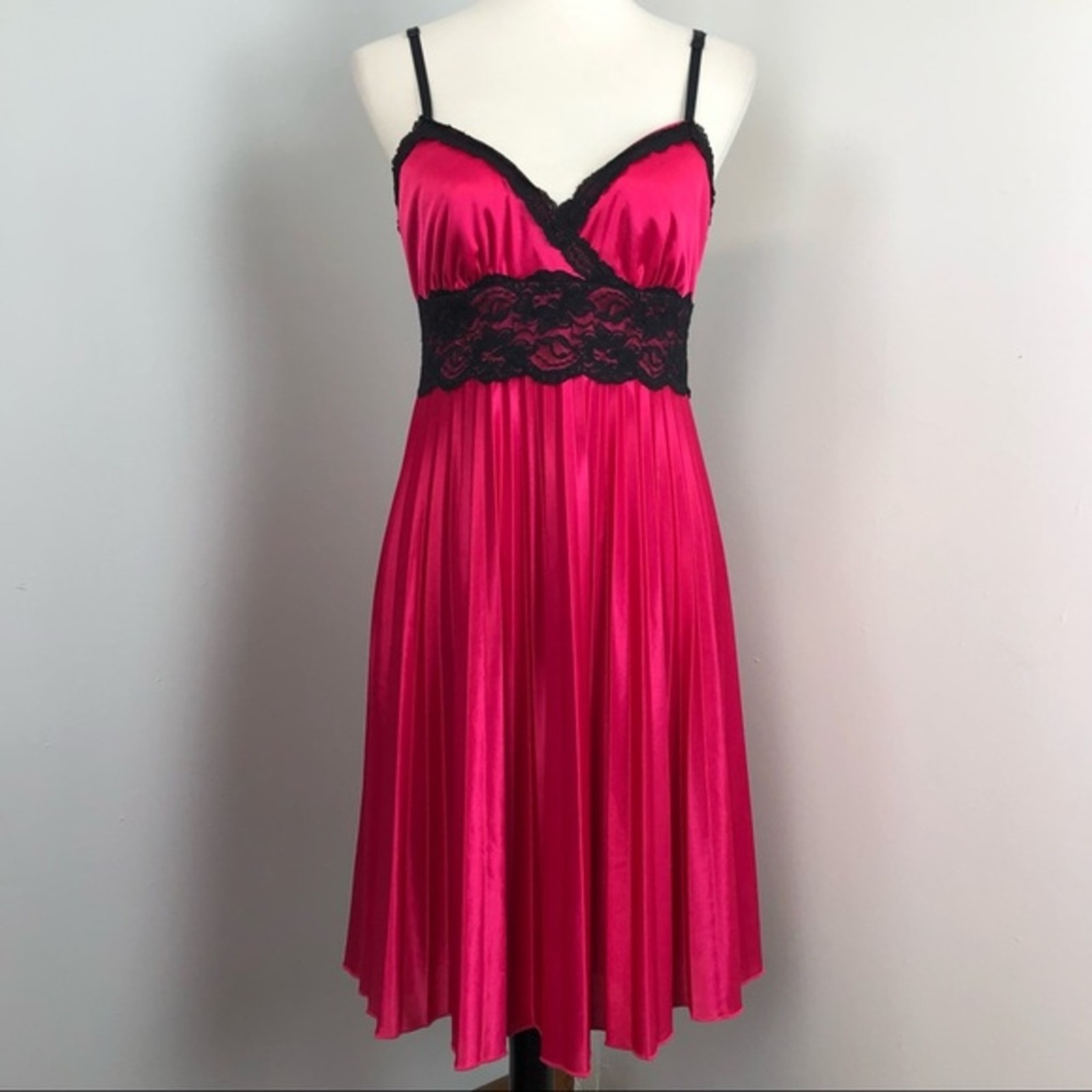 Windsor Pink With Black Lace Trim Vintage Slip Dress Fit & Flare 11/12